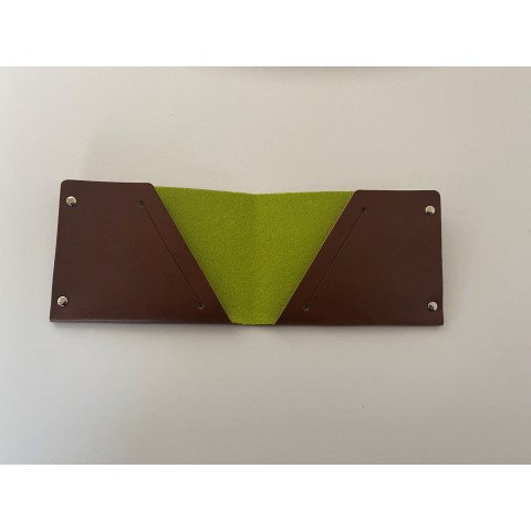 PortMonee, mit Prägung-S-Brown Leather-Summer Green