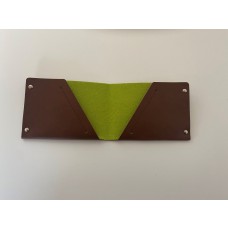PortMonee, mit Prägung-S-Brown Leather-Summer Green